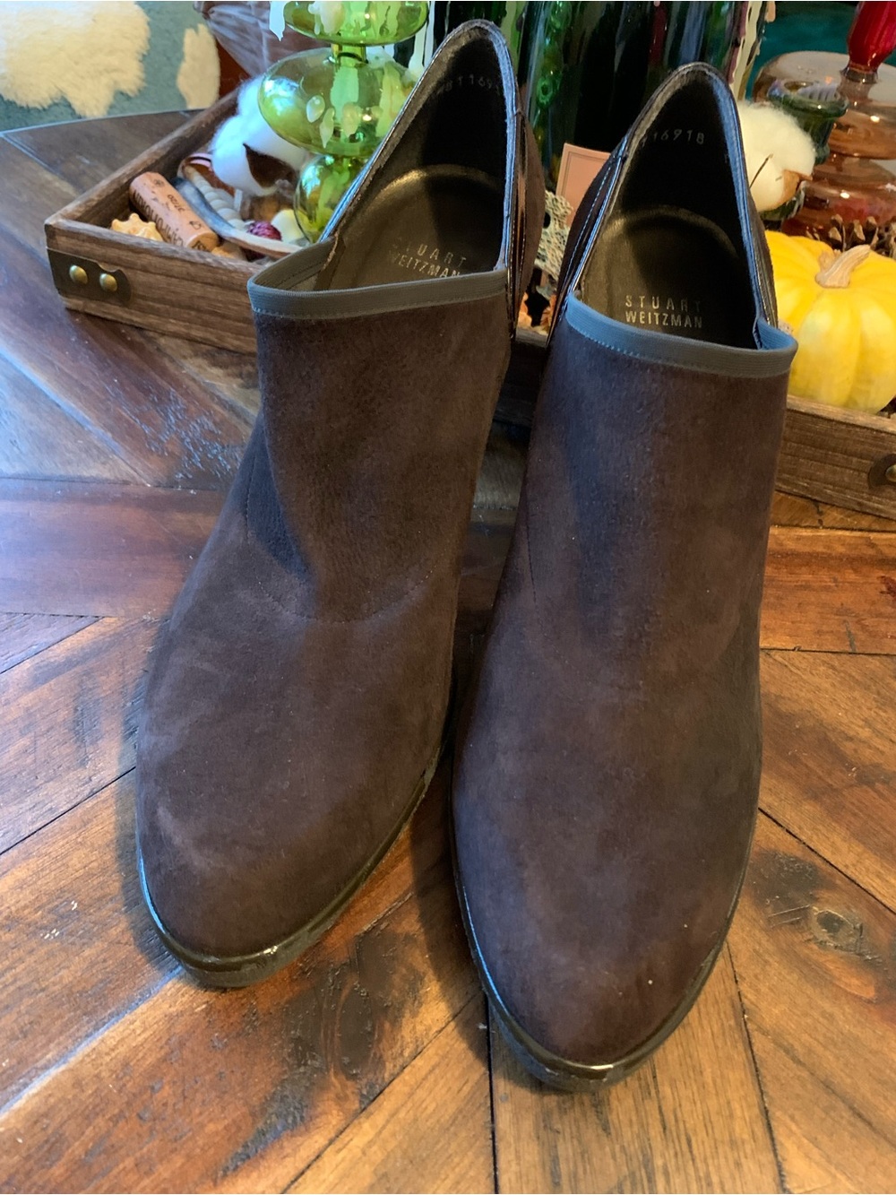 Stuart Weitzman Brown Suede Ankle Booties Womens Size 10 M Heeled Boots